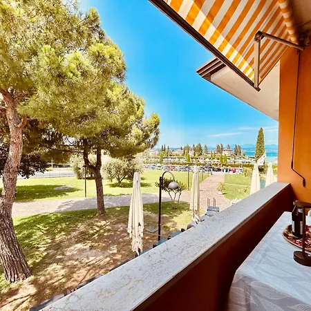 Lägenhet Mercury - Vista Con Piscina Sirmione