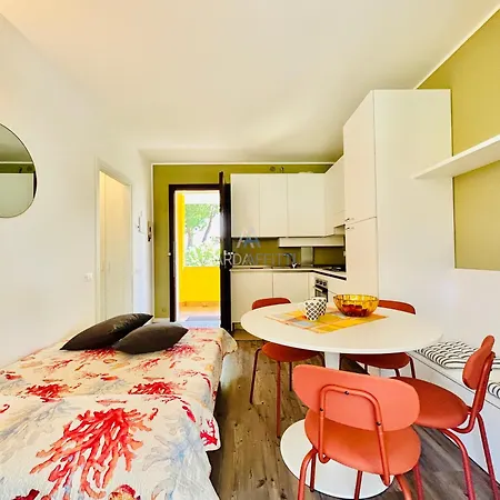 Lägenhet Mercury - Vista Con Piscina Sirmione