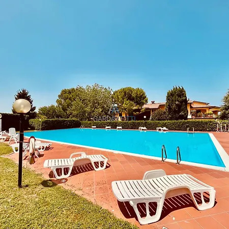 Lägenhet Mercury - Vista Con Piscina Sirmione